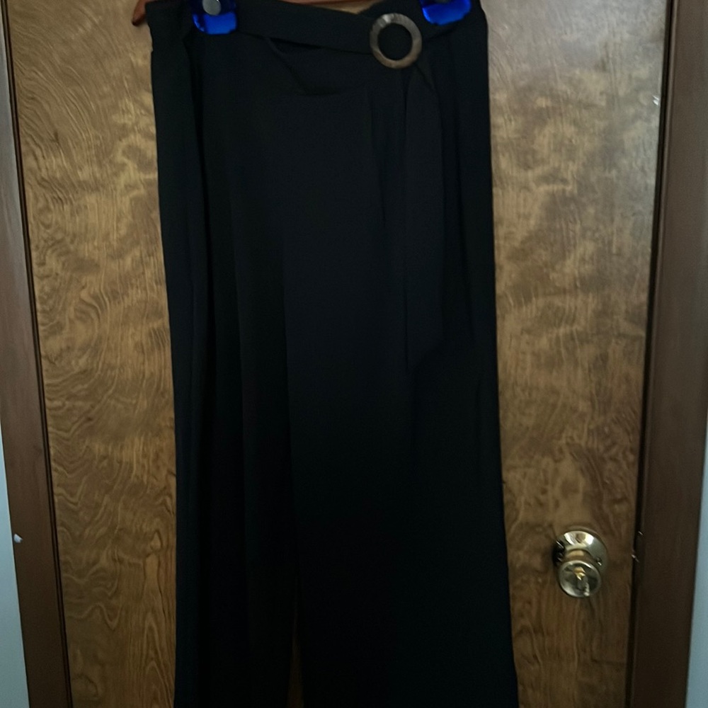 Apt 9 lightweight faux belted dress pant. Size L